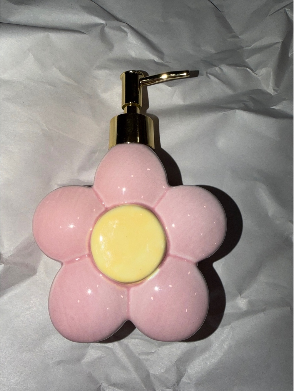 Pink flower soap dispenser